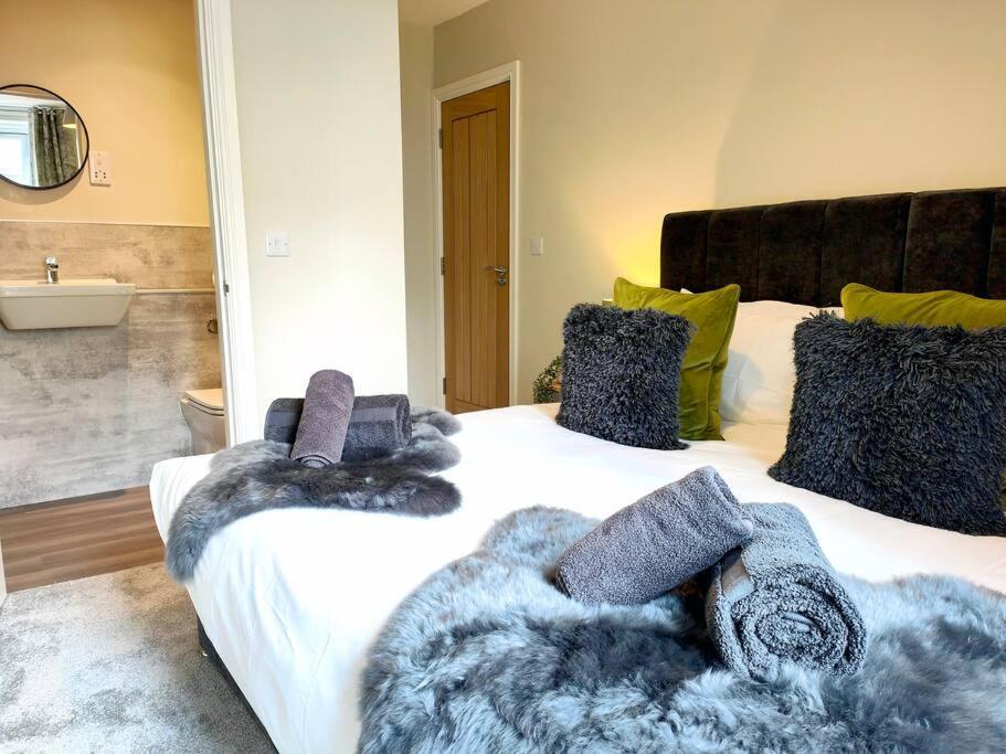 Carvetii - Anne House Room 2 - Dbl Bed First Floor En-Suite คาร์ลไอเอิล ภายนอก รูปภาพ